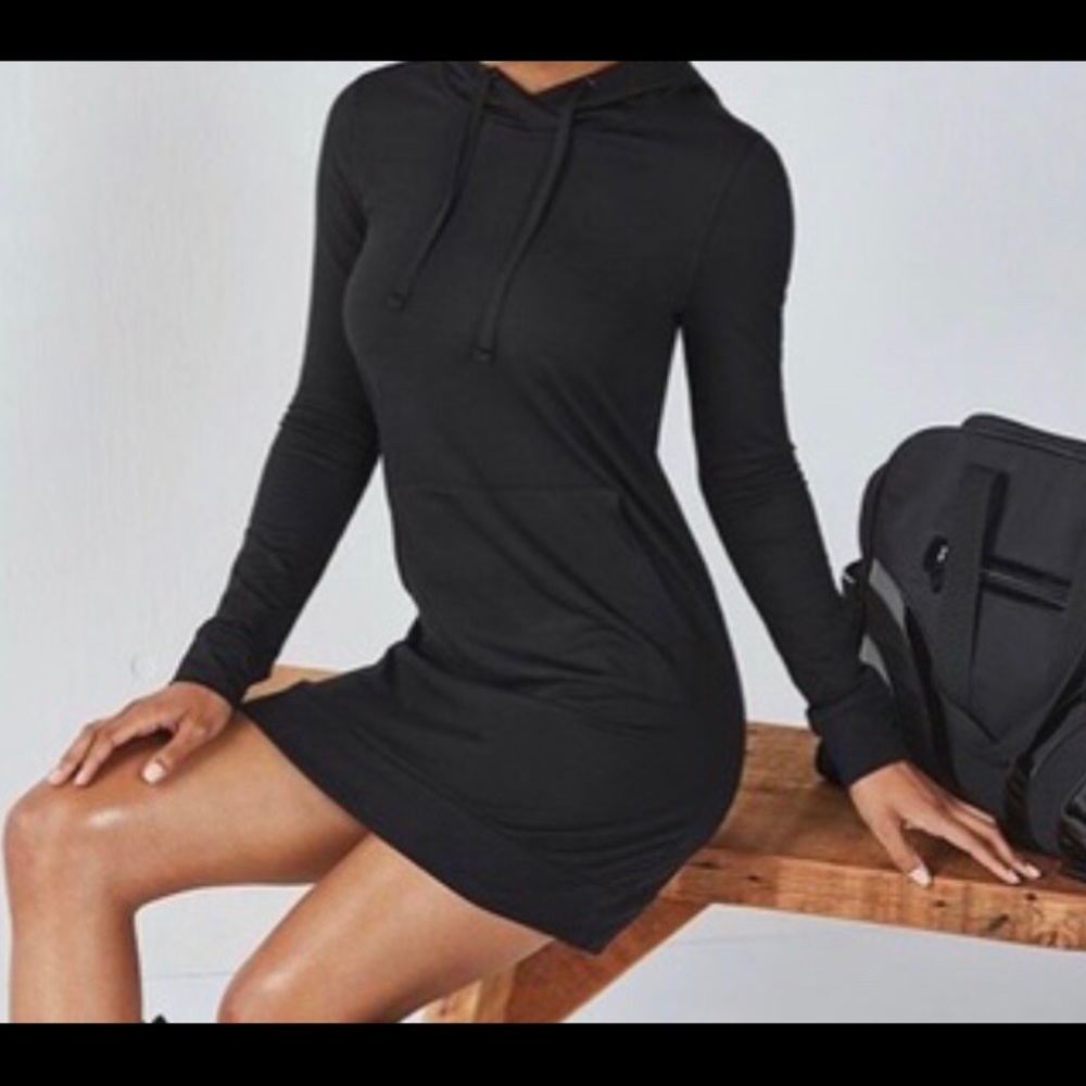 Fabletics sweatshirt dress (black)